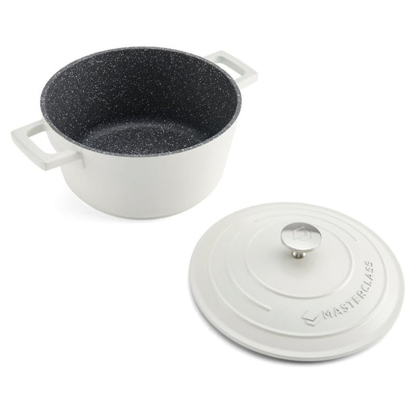 MASTERCLASS CAST ALUMINIUM CASSEROLE 2.5L CREAM