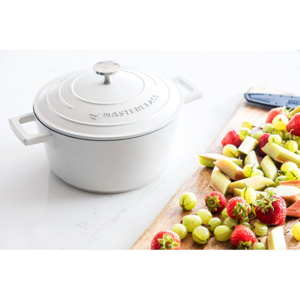 MASTERCLASS CAST ALUMINIUM CASSEROLE 2.5L CREAM