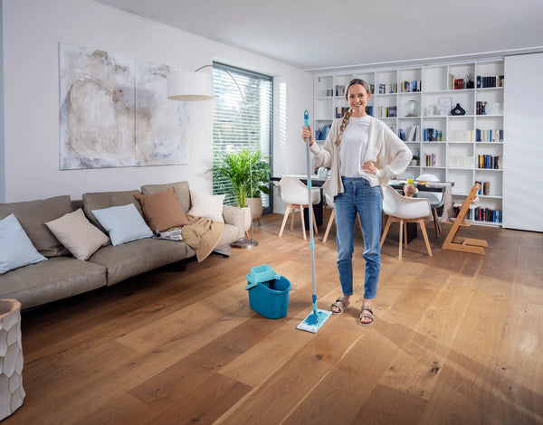 LEIFHEIT POWER CLEAN-MED FLOOR MOP & BUCKET SET