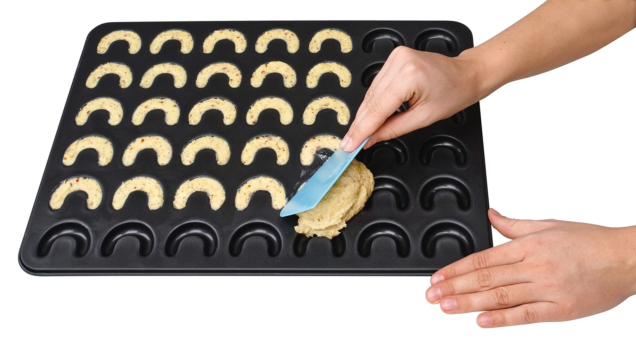 ZENKER BAKING TRAY FOR VANILLA & CHEESE CRESCENT SHPED COOKI