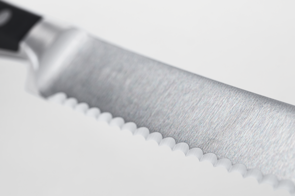 WUSTHOF CLASSIC UTILITY KNIFE SERRATED EDGE 14CM