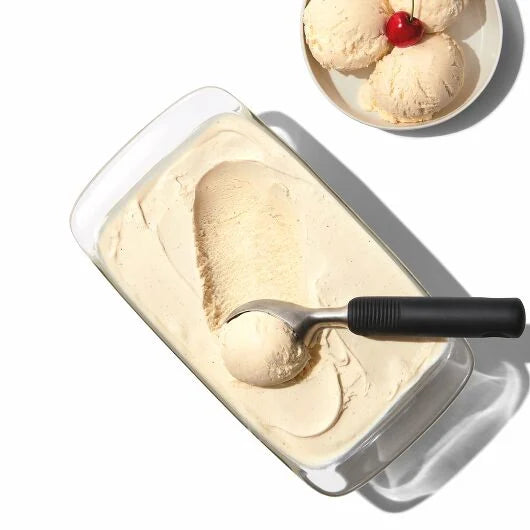 OXO STAINLESS STEEL ICE CREAM SCOOP