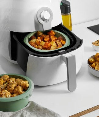 LEKUE AIR FRYER MOULD 15CM GREEN